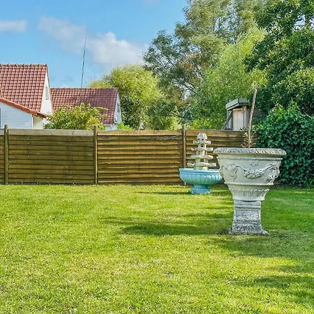 In With Heated Swimming Pool *