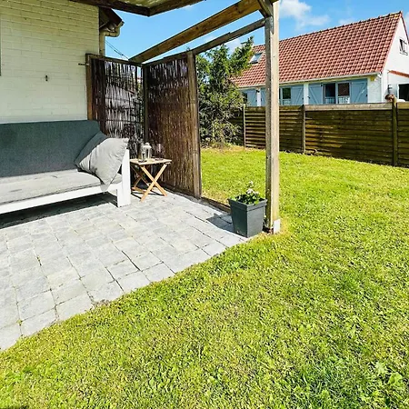 Tatil Evi In With Heated Swimming Pool Bredene